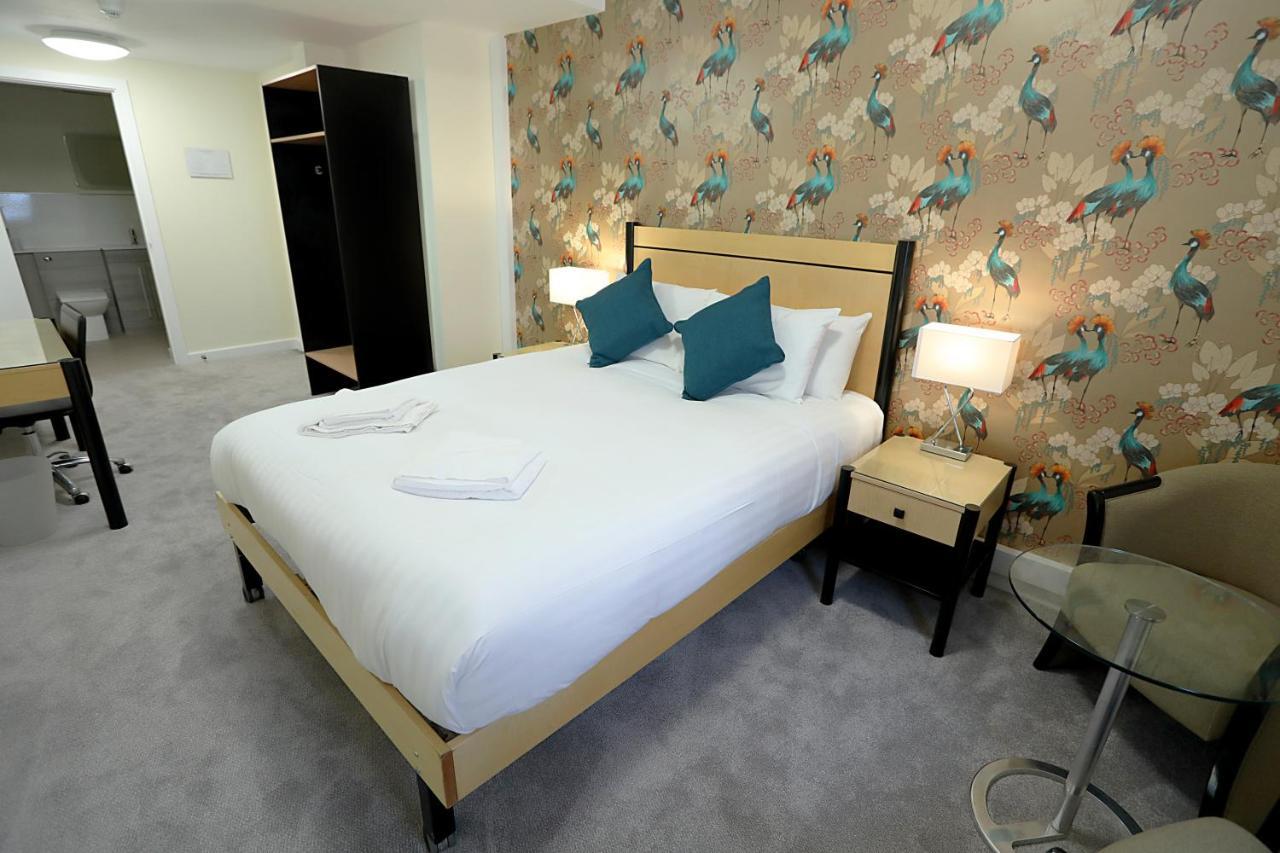 Summergrove Halls Hotel